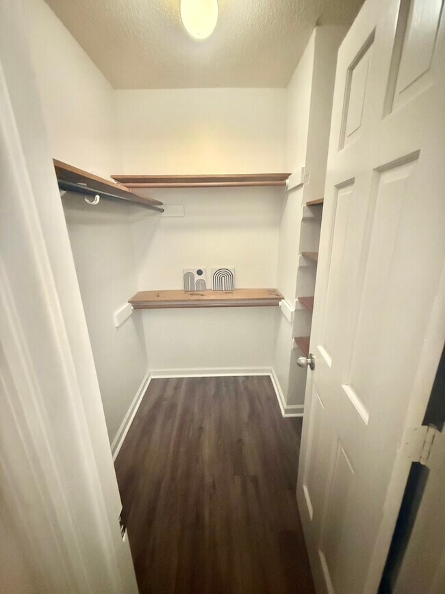 Building Photo - 6025 Sand Wedge Cir NW