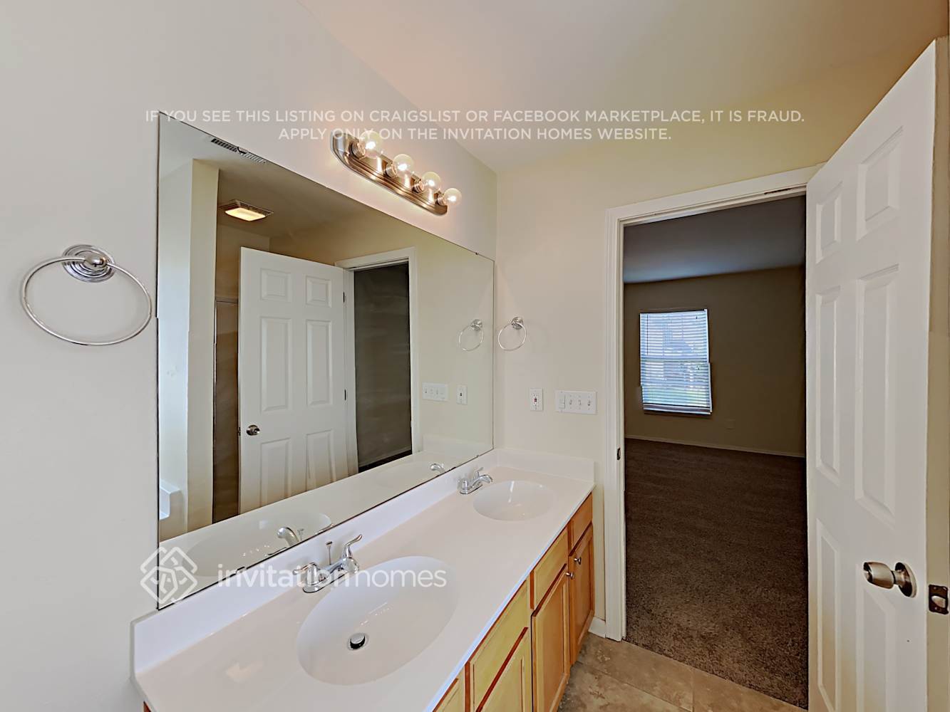 Building Photo - 9721 Hollyburgh Ter