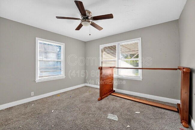 Building Photo - 3901 Dakota Trail