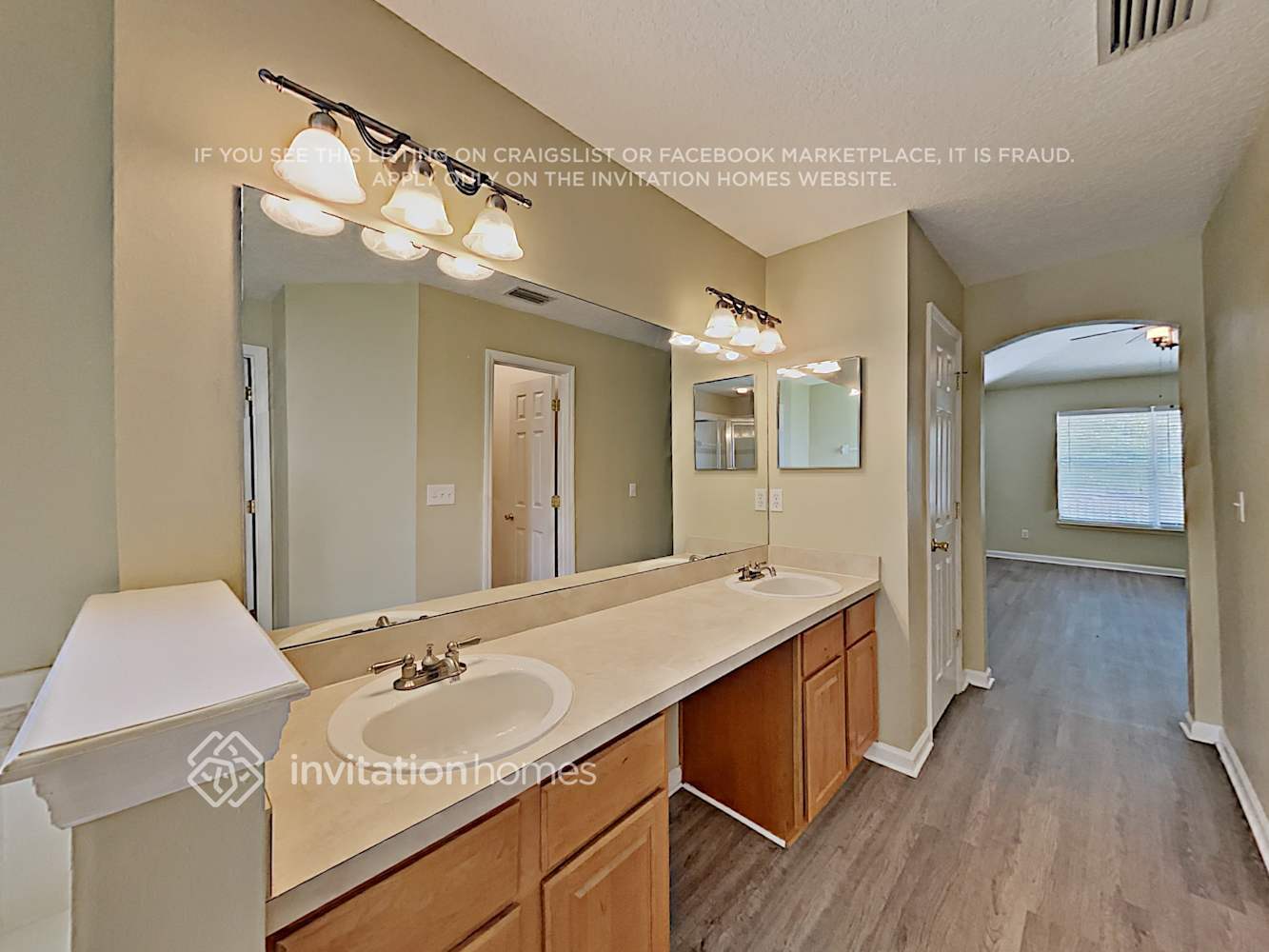 Building Photo - 13948 Bradley Cove Rd