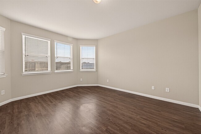 Building Photo - 24902 Signorelli Way