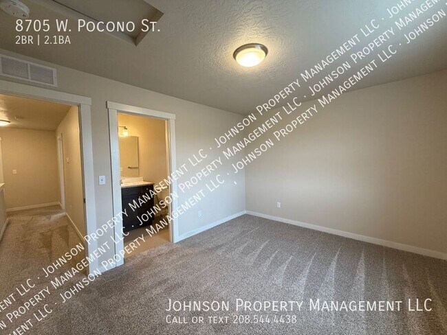 Building Photo - 8705 W Pocono St