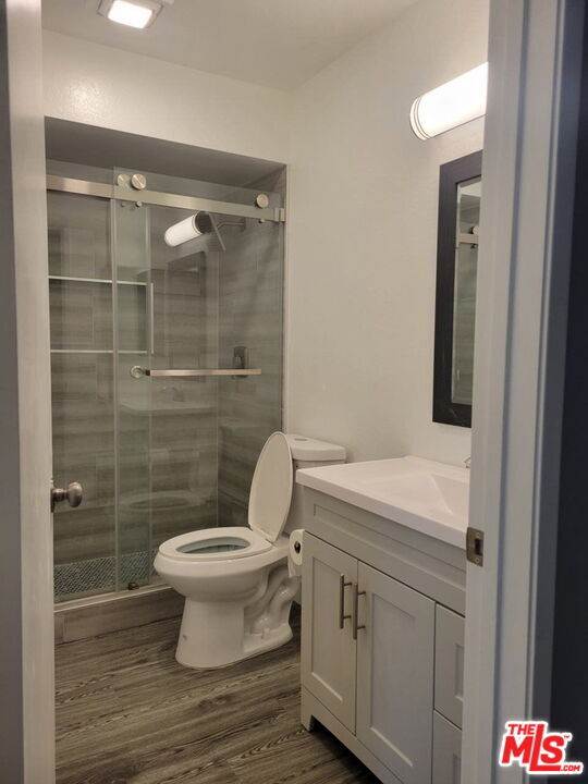 Building Photo - 8805 Berkshire Way