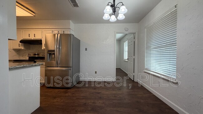 Building Photo - 6610 Huron Ave