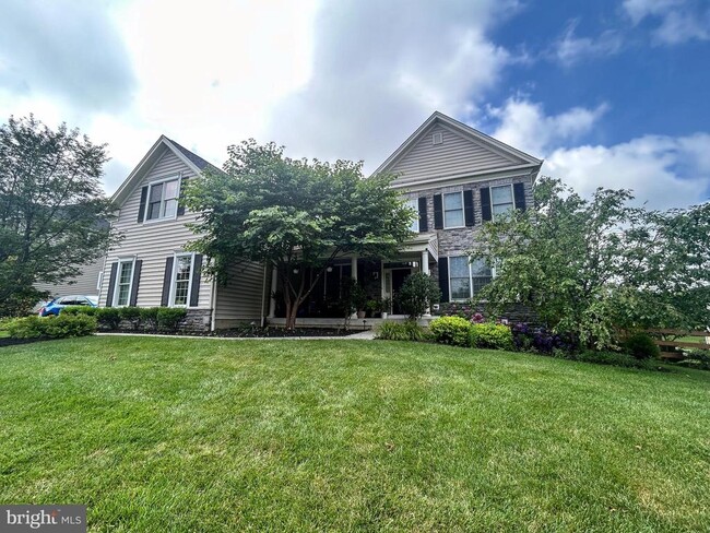 Primary Photo - 3940 Powell Rd