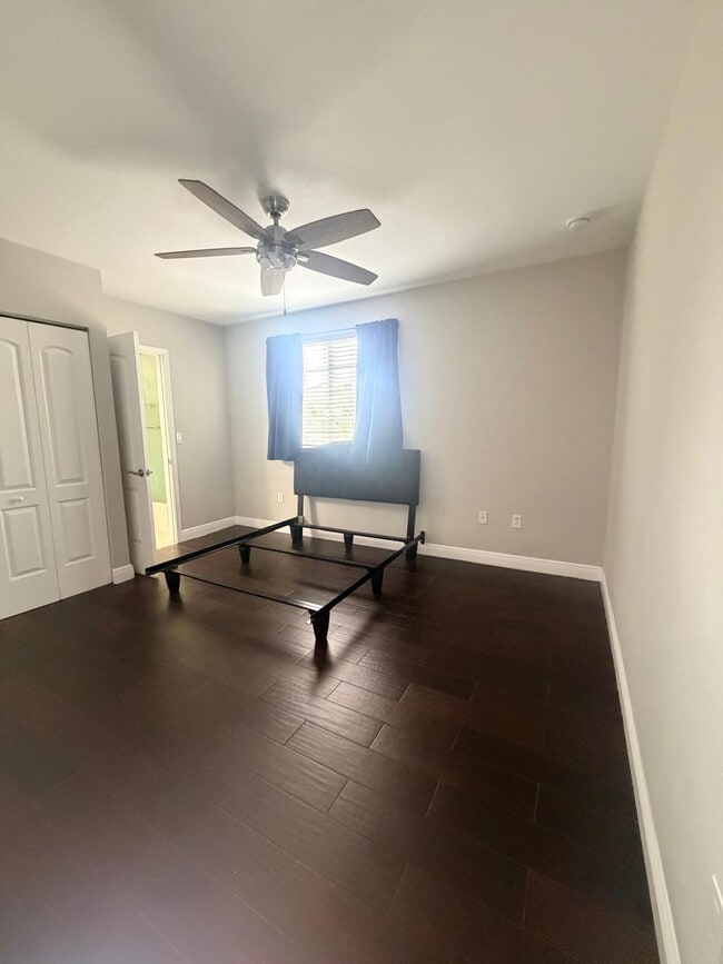 Building Photo - 7644 Foxcroft Ln