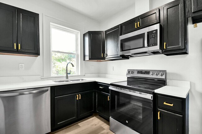 Building Photo - 1202-1204 Franklin Ave