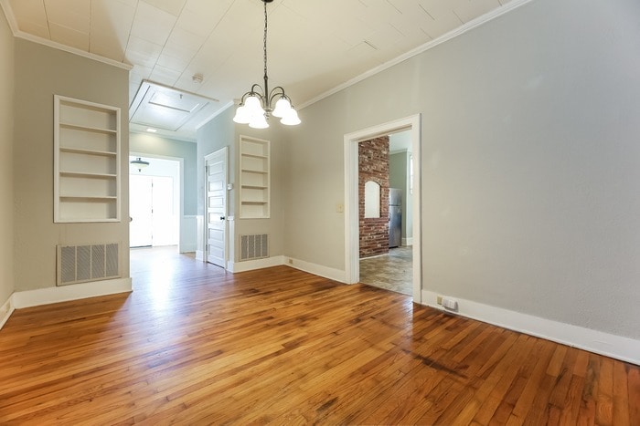 Building Photo - 212 Irby Ave