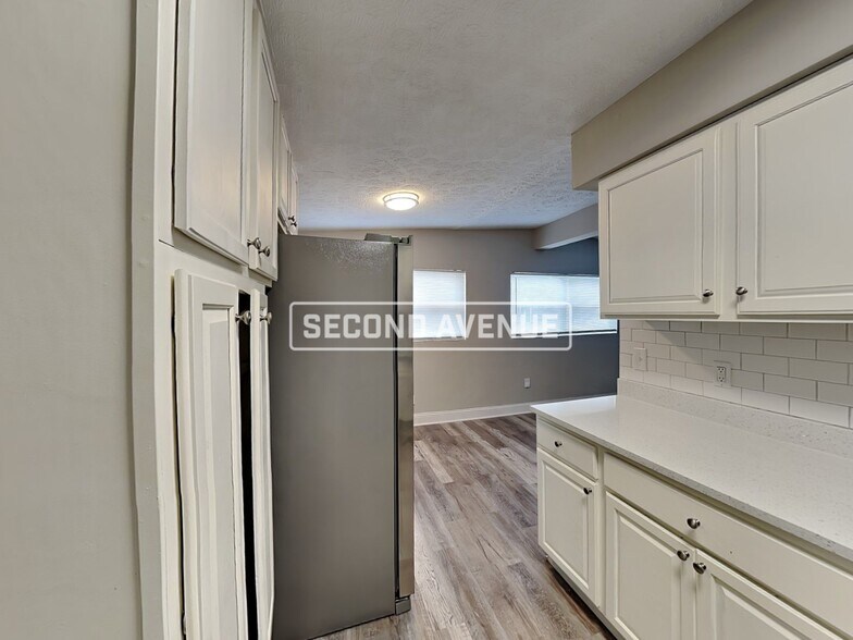 Building Photo - 4144 Katanga Dr N