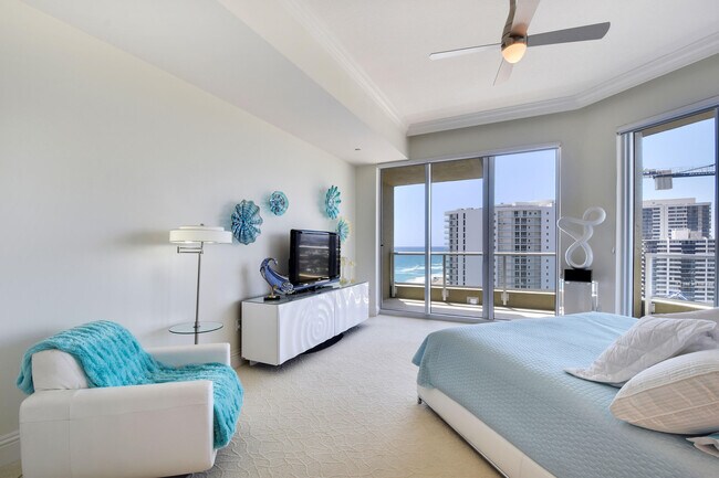 Building Photo - 5050 N Ocean Dr