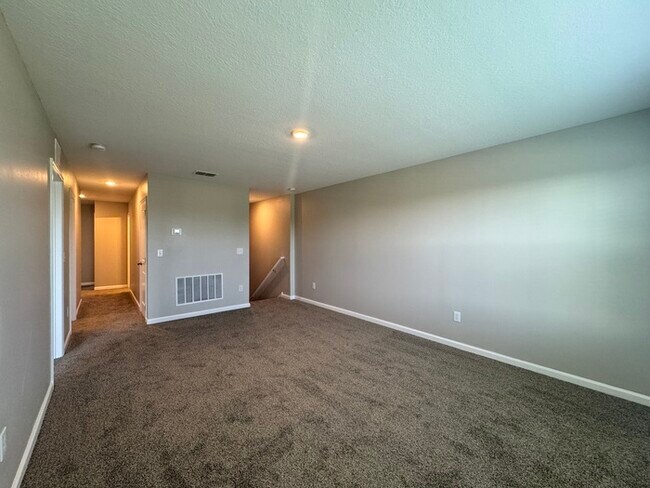 Building Photo - 4 Bed/3 Bath/2 Car Garage New Construction...