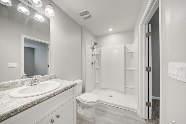 Building Photo - 5028 Rivergrass Dr