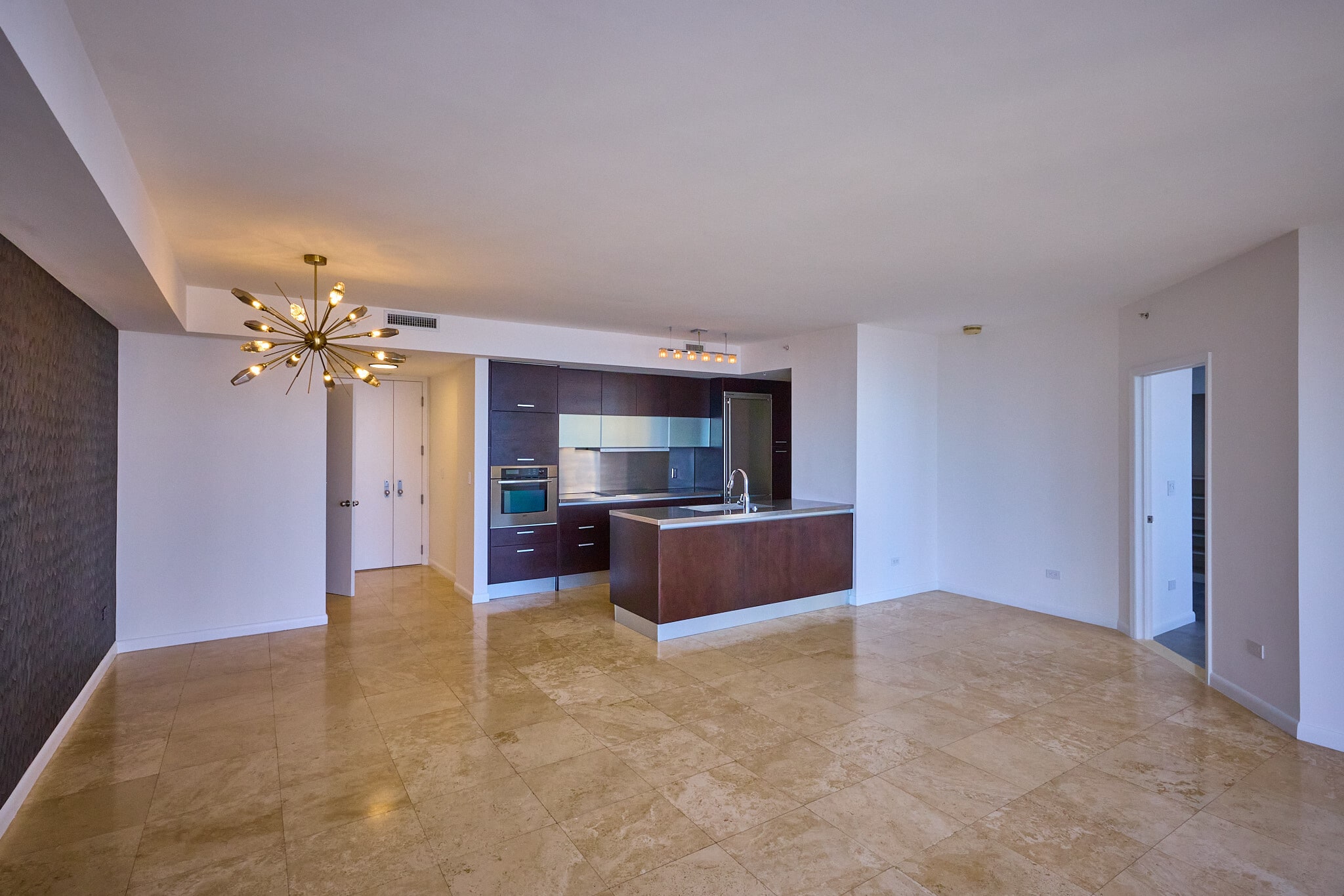 Building Photo - 848 Brickell Key Dr