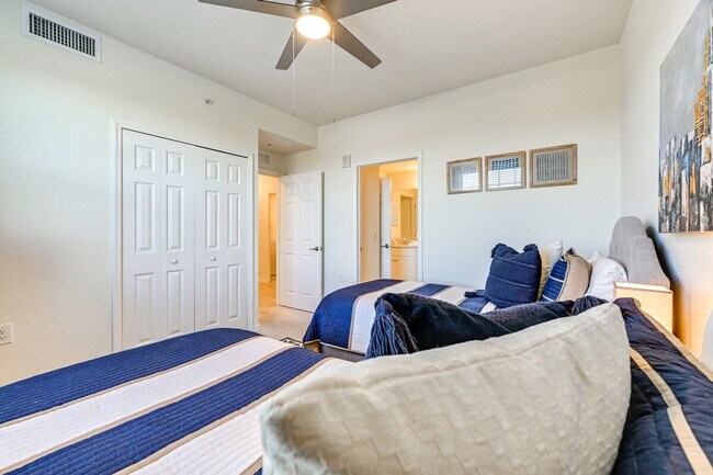 Building Photo - 17902 Gawthrop Dr