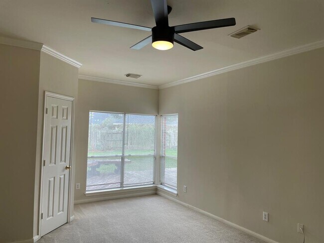 Building Photo - 4503 Northshore Ct