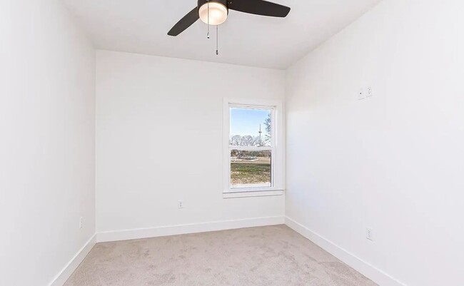 Building Photo - 8503 Lillian Mae Ln