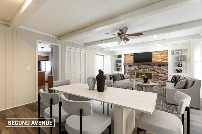 Building Photo - 10309 Century Ln