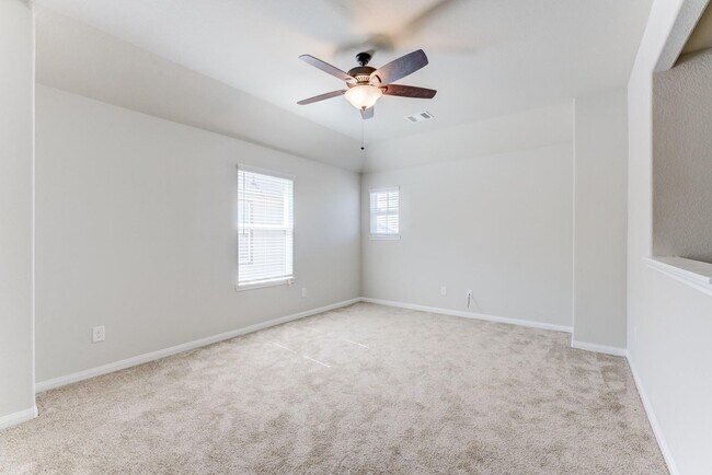 Building Photo - Charming 4-Bedroom Home with Game Room & P...