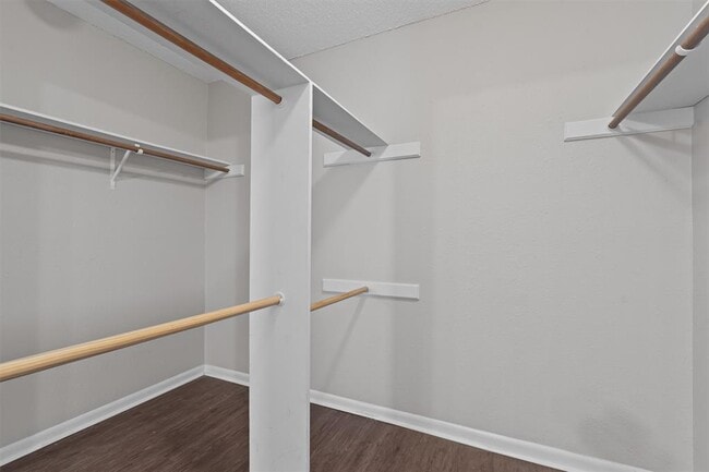 Building Photo - 13357 Water Oak Ln