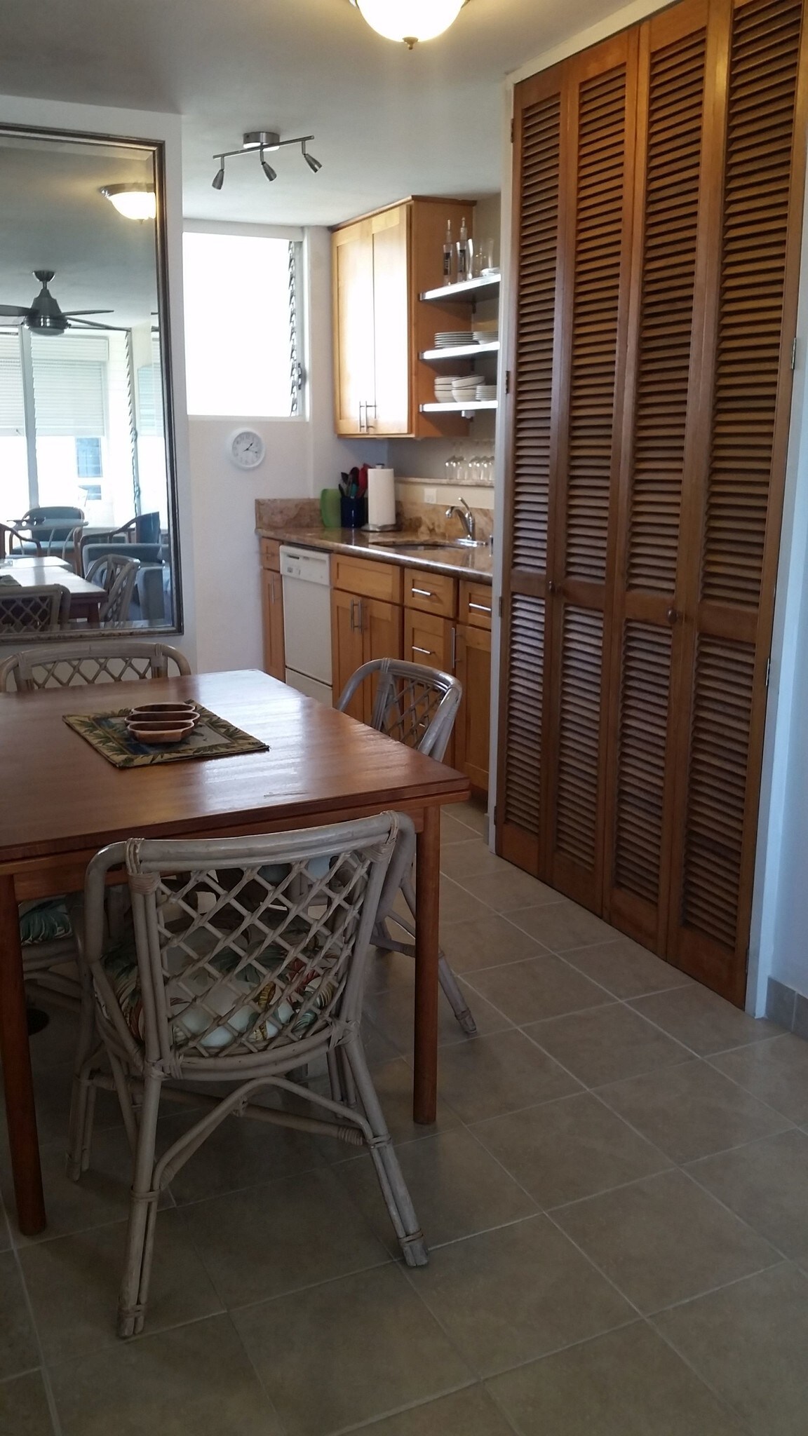 Building Photo - 1676 Ala Moana Blvd