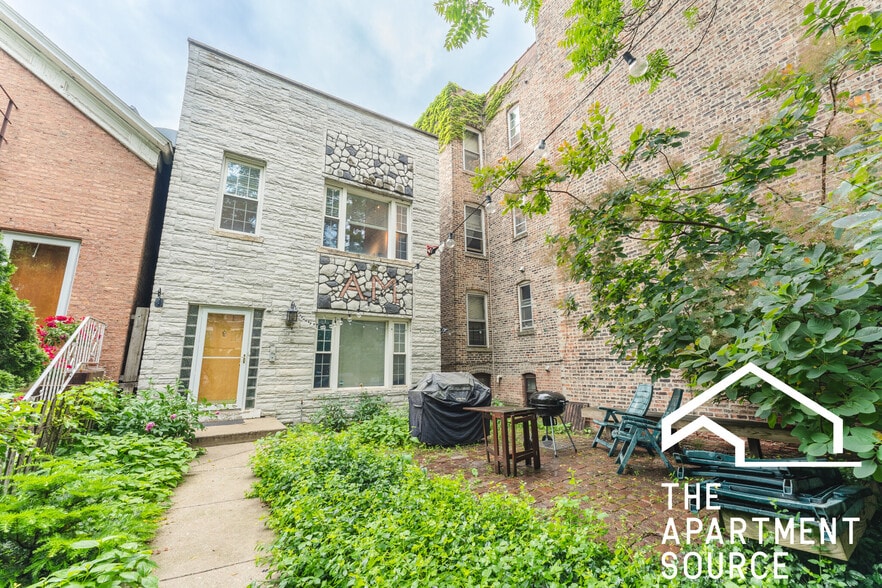 Building Photo - 1407 N Wicker Park Ave