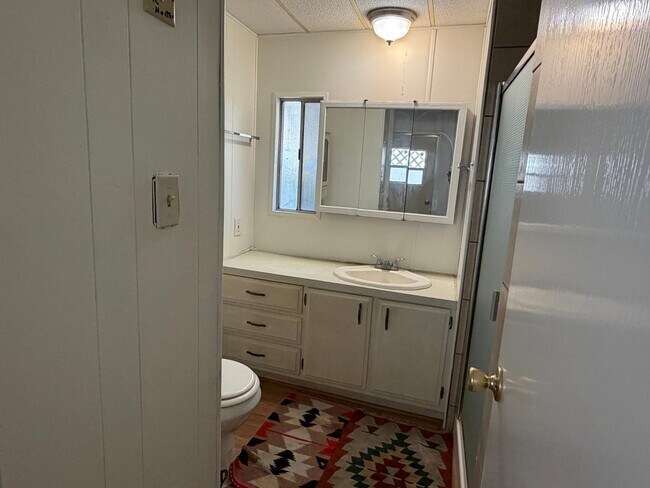 Building Photo - 345 S 58th St