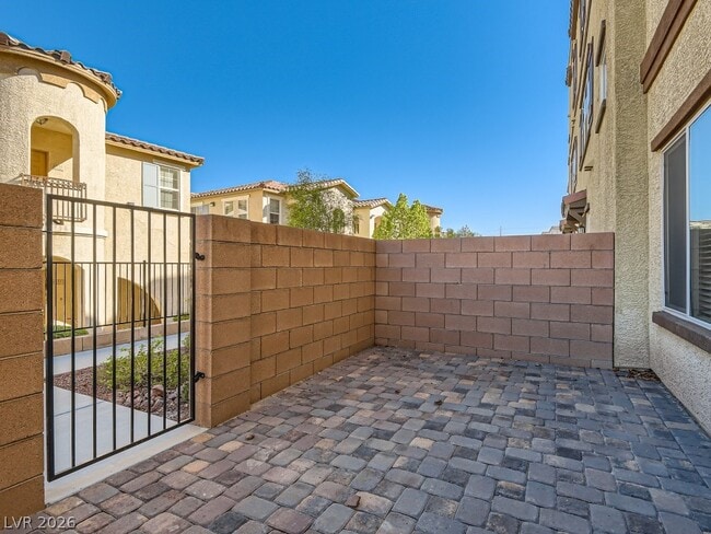 Building Photo - 1525 Spiced Wine Ave