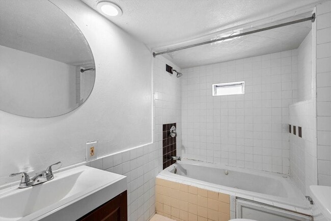 Building Photo - 5411 4th St NW