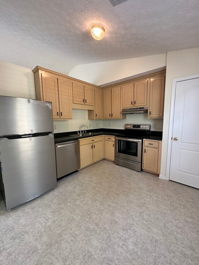 Building Photo - 5724 Rockingwood Dr