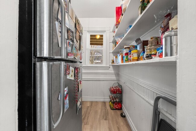 Building Photo - 21 Thornley St