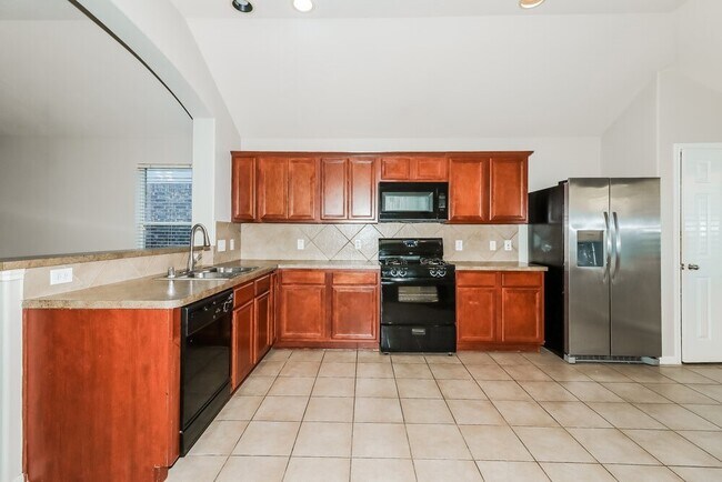 Building Photo - 18018 Iris Edge Way