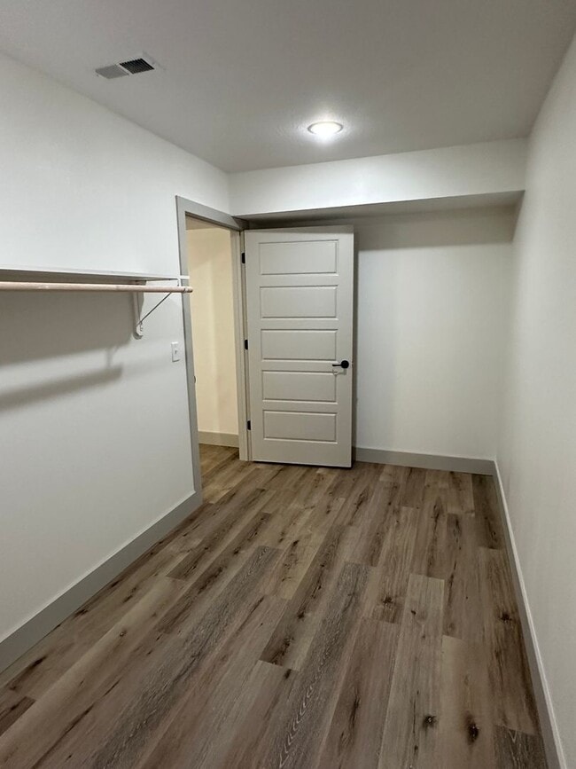 Building Photo - NEW CONSTRUCTION 5 Bed 3 Bath w/ Walk Out ...