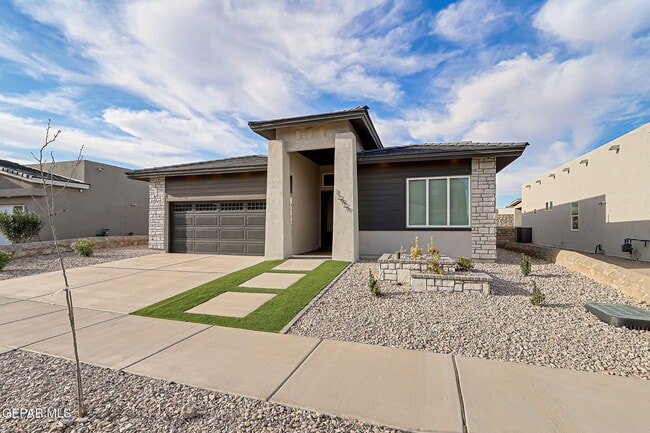 Building Photo - 12929 Powick Dr