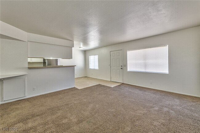 Building Photo - 1810 Bartoli Dr