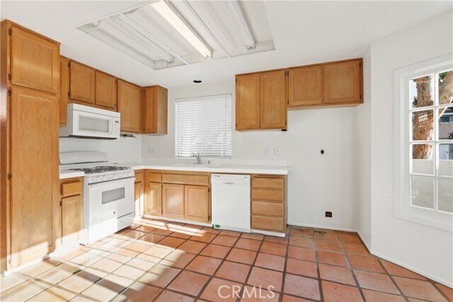 Building Photo - 53 Goldenrod