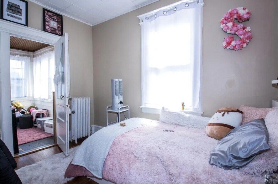 Building Photo - 40 Park Pl