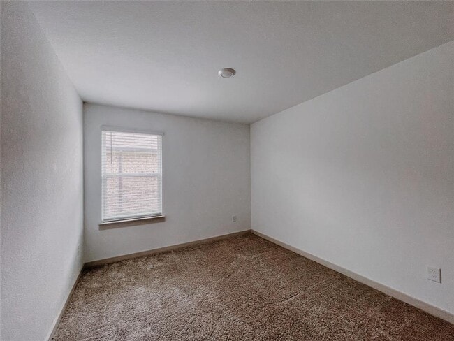Building Photo - 8015 Black Forest Ln