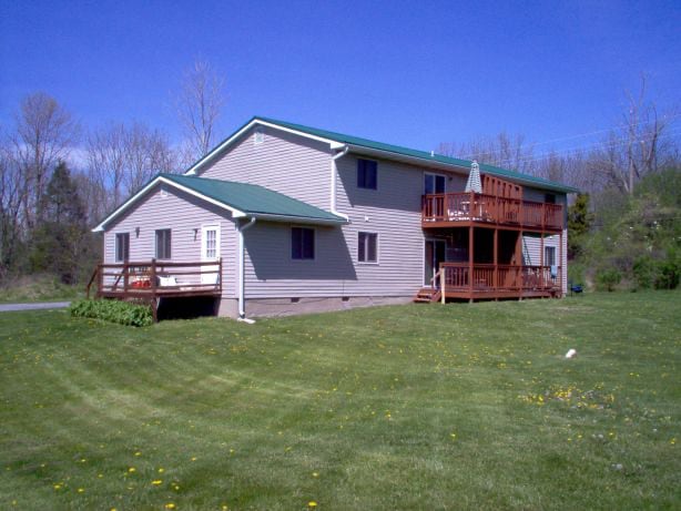 Building Photo - 1895 E Shore Dr