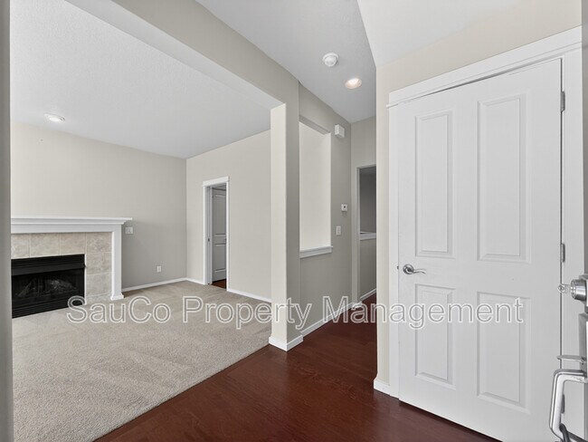 Building Photo - 7261 NE Stoneybrook St