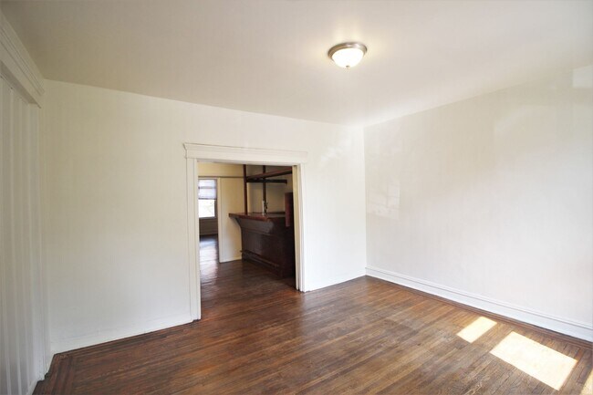 Building Photo - 3212 N Calvert St