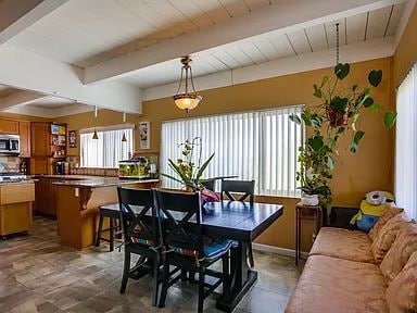 Building Photo - *** OPEN HOUSE *** Join us April 5th (Sunday) from 1:00 PM – 5:00 PM  Comfortable and fully furni...