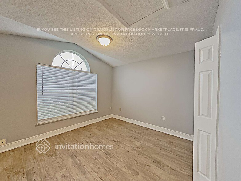 Building Photo - 2104 Derringer Ct