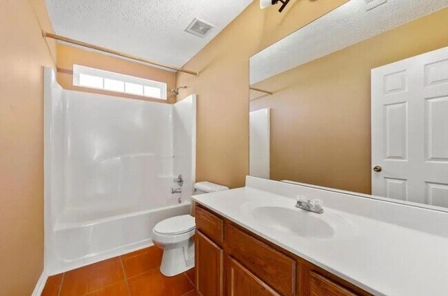 Building Photo - 5215 Sky Ridge Way