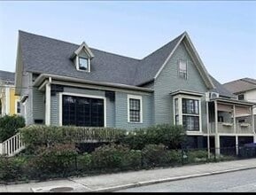 Building Photo - 481 Pine St