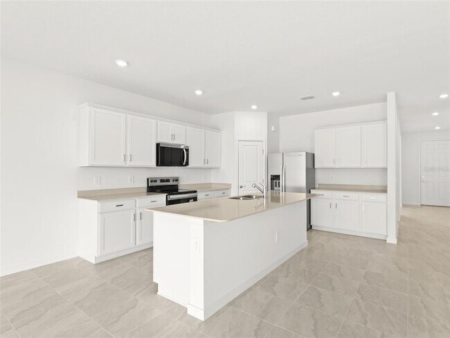 Building Photo - 11234 Sycamore Glen Loop