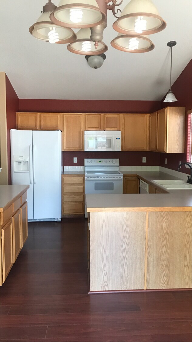 Building Photo - 3026 45th Ave