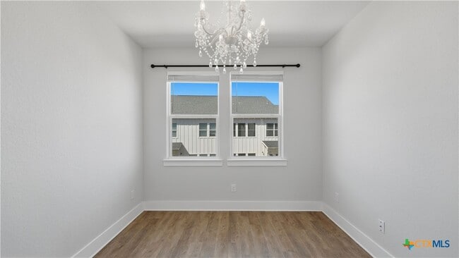 Building Photo - 223 Sapphire Dr