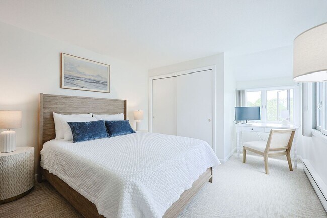 Building Photo - New for 2025! Newly Renovated Winter Rental at the Thorwald Condos