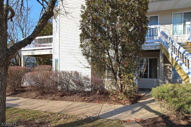 Primary Photo - 87 Mayfield Rd
