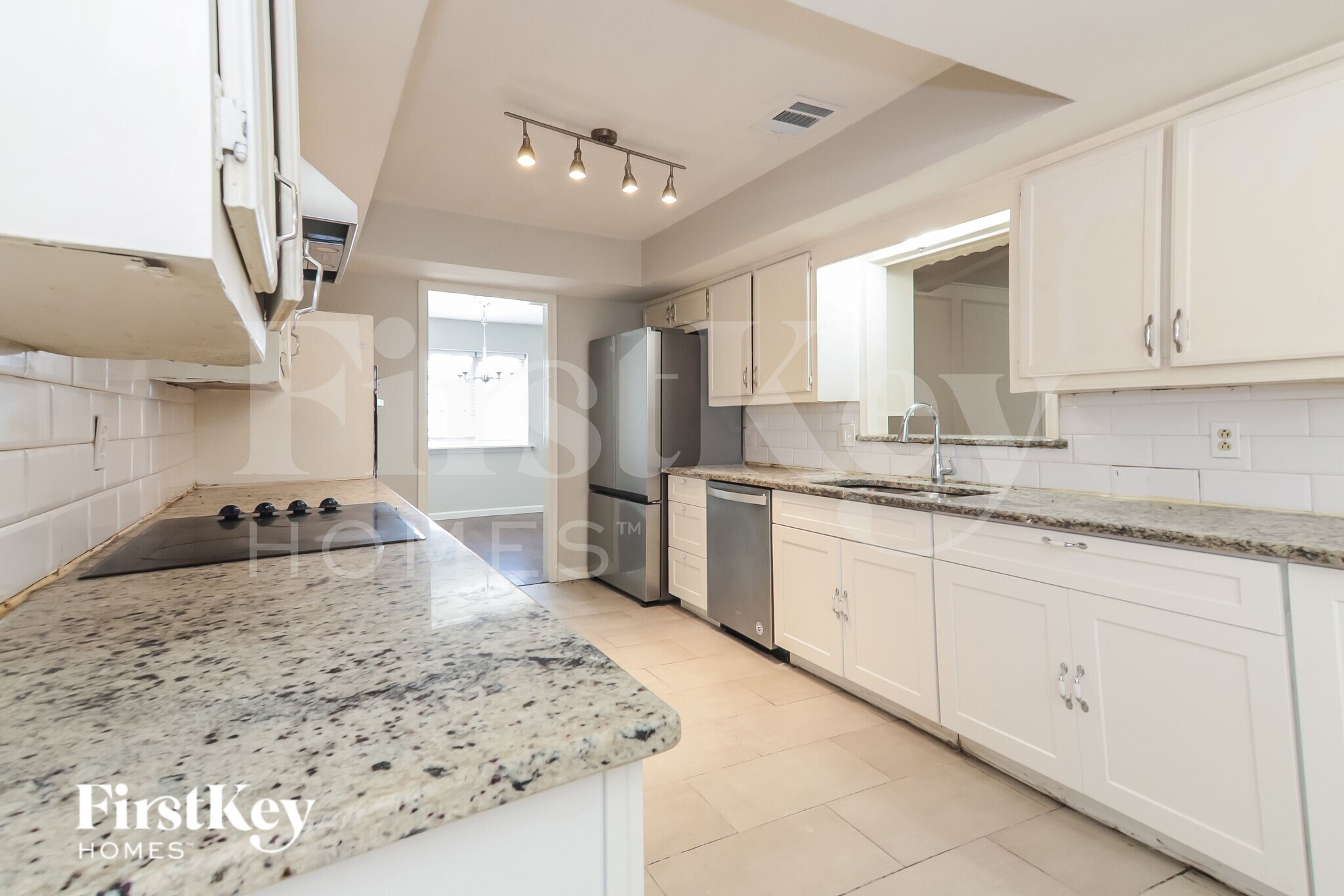 Building Photo - 3413 Valley View Ln